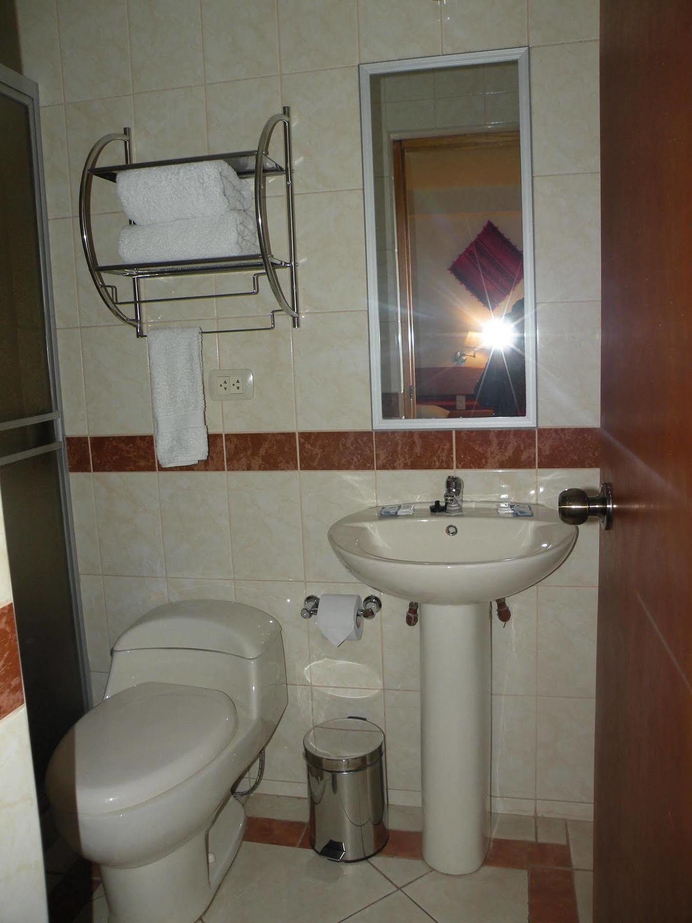 Cantuta Inn Puno Luaran gambar