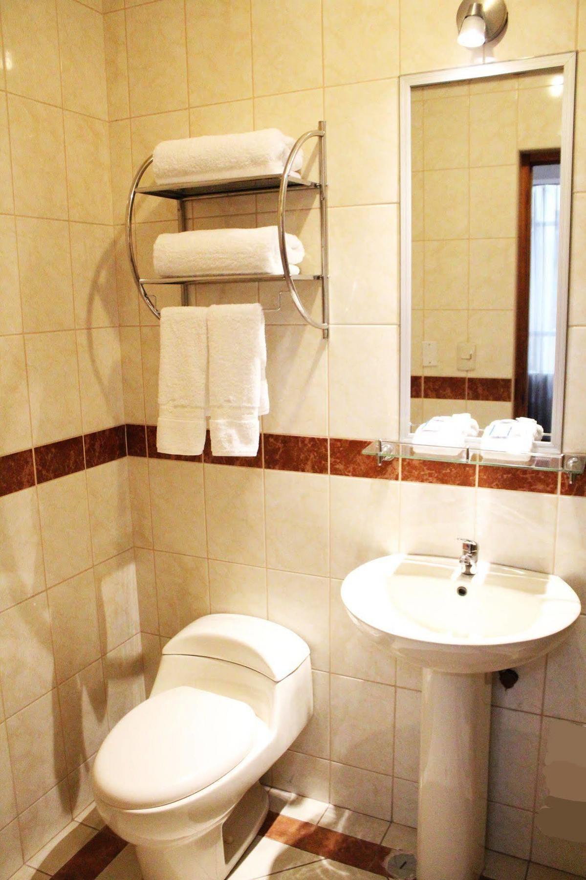 Cantuta Inn Puno Luaran gambar