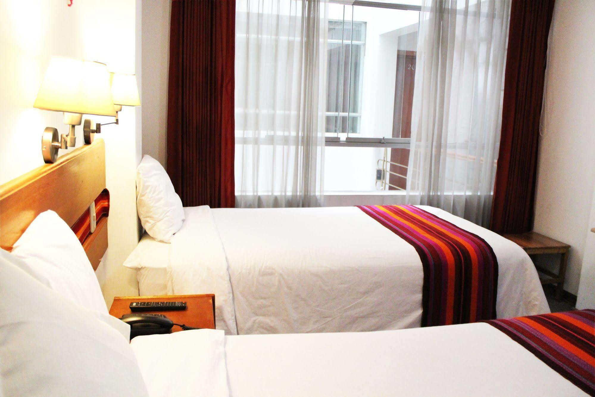 Cantuta Inn Puno Luaran gambar